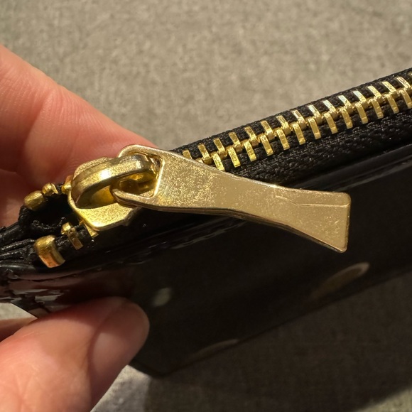 Kate Spade New York Pencil Pouch Black/Gold Patent Leather Scatter Dot + BONUS - Picture 5 of 6